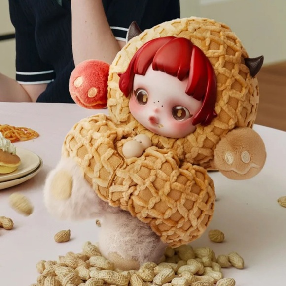 POP MART Accessories - Skullpanda YOU FOUND ME! Pranky Peanut plush pendant